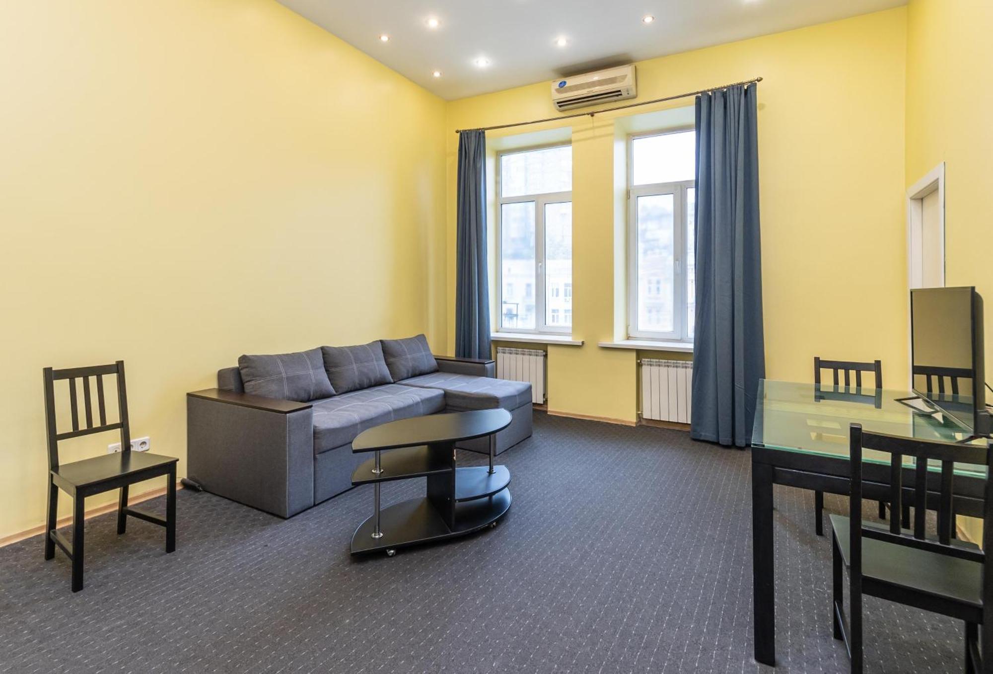 Kievacccommodation Near Gulliver 24H Self Check-In Extérieur photo